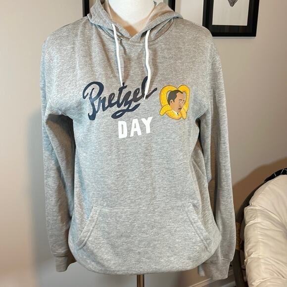 Culture Fly Tops - NWOT Culture Fly hoodie, size M